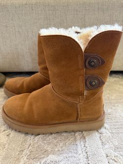 UGG Bailey Button Boots Chestnut