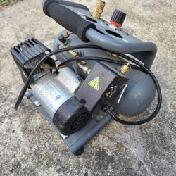 Senco 1 Gallon Air Compressor 