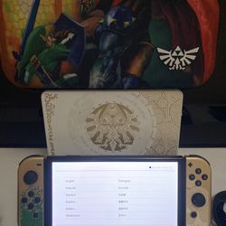 Nintendo Switch OLED – Zelda: Tears of the Kingdom Edition + Case & 128GB SD