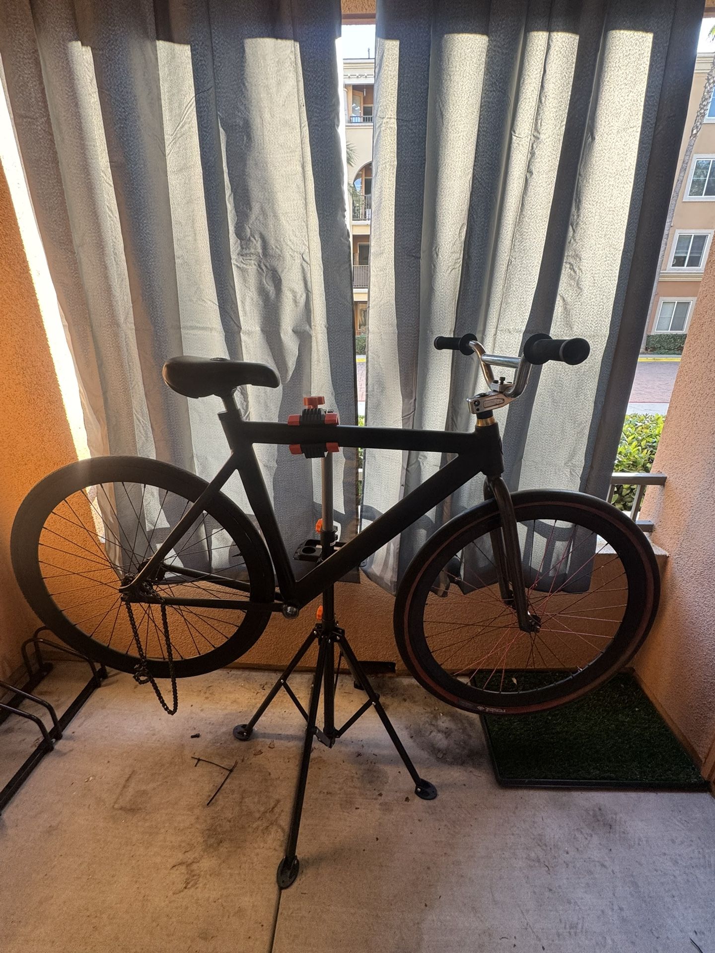 Leader 725/735 Fixed Gear Bike