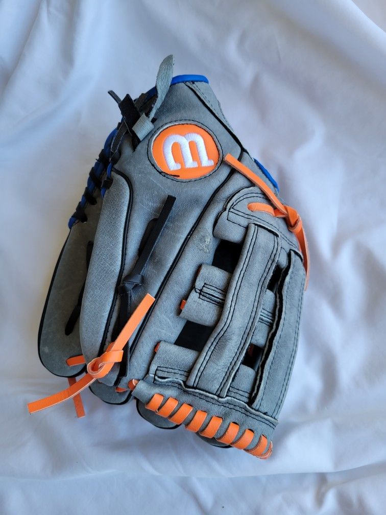 Wilson Baseball Kids Glove 