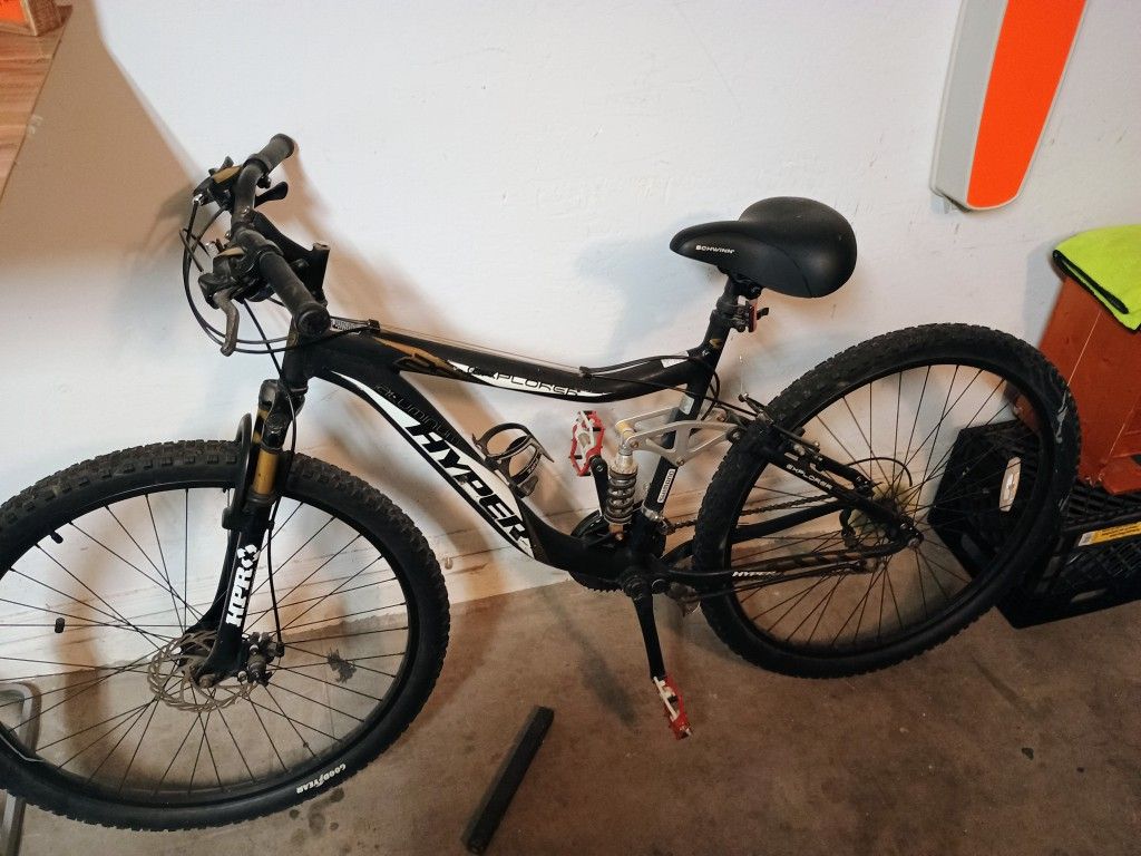 Hyper Explorer Mountain Bike