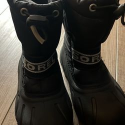 Kids Size 10 Sorrel Winter Boots 