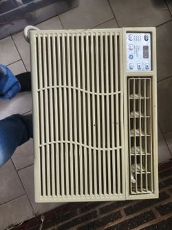 A/C. 10,000 BTU/HR