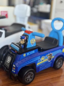 Paw Patrol Chase Cruiser Ride-On Vehicle