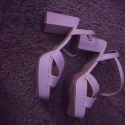 Size 7 1/2 womens dress shoes