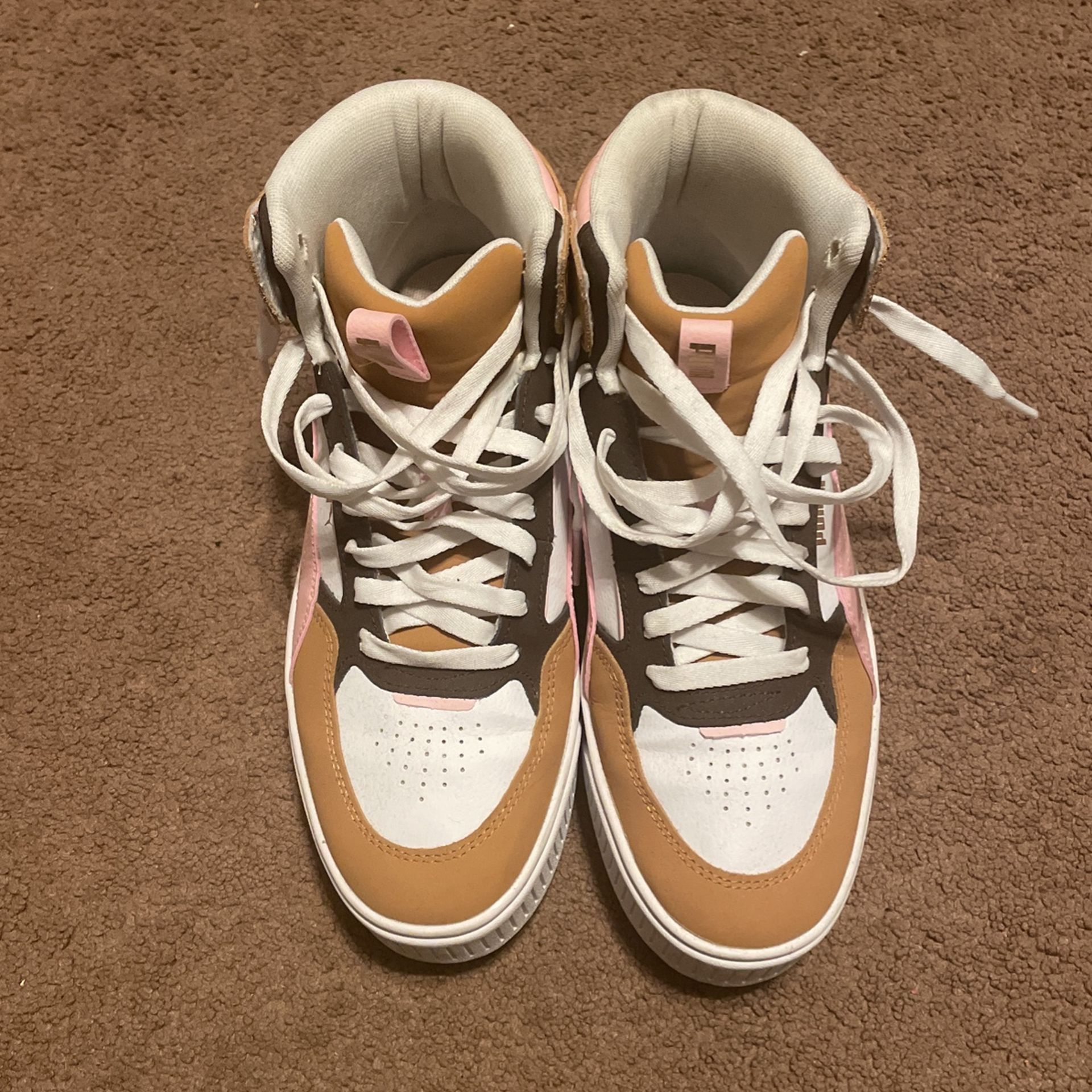 Puma High Top Shoes Size 8.5 in Women’s