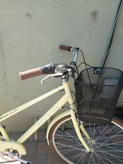 Schwinn Admiral 700c Adult Hybrid bike for Sale in Riverside, CA - OfferUp