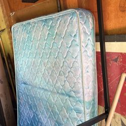 Used Twin Mattresses 