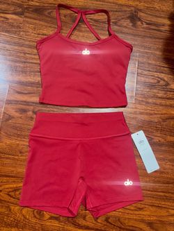 alo red yoga 2-Piece activewear set