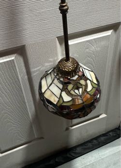 Tiffany hanging lamps (6)