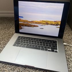 Apple MacBook Pro 