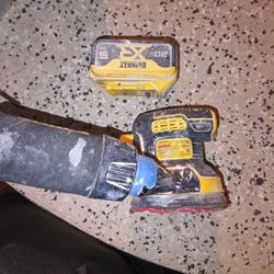 DeWalt random palm sander with a 5-hour DeWalt battery 