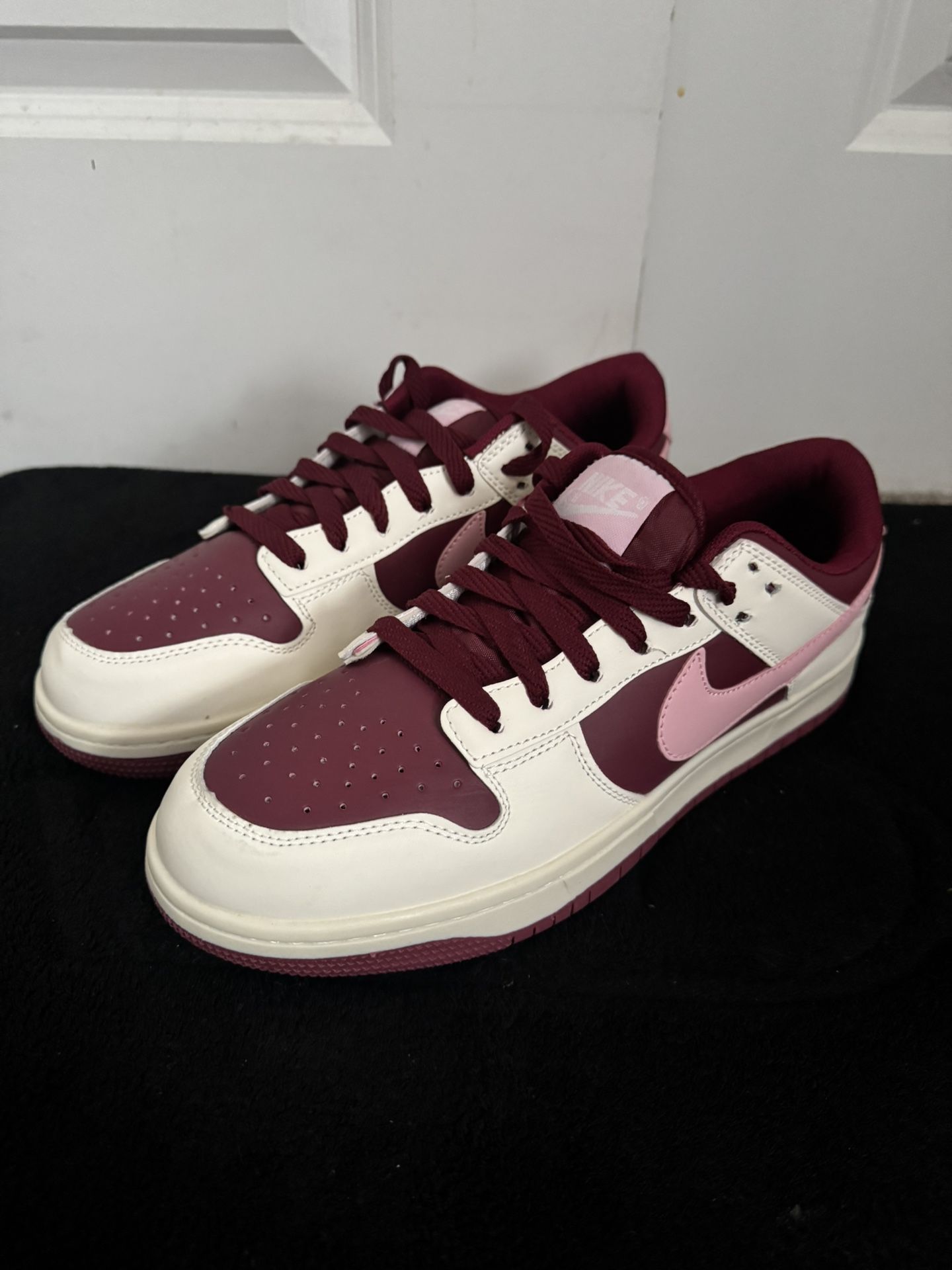 Nike Dunk Low Premium "Valentines Day"