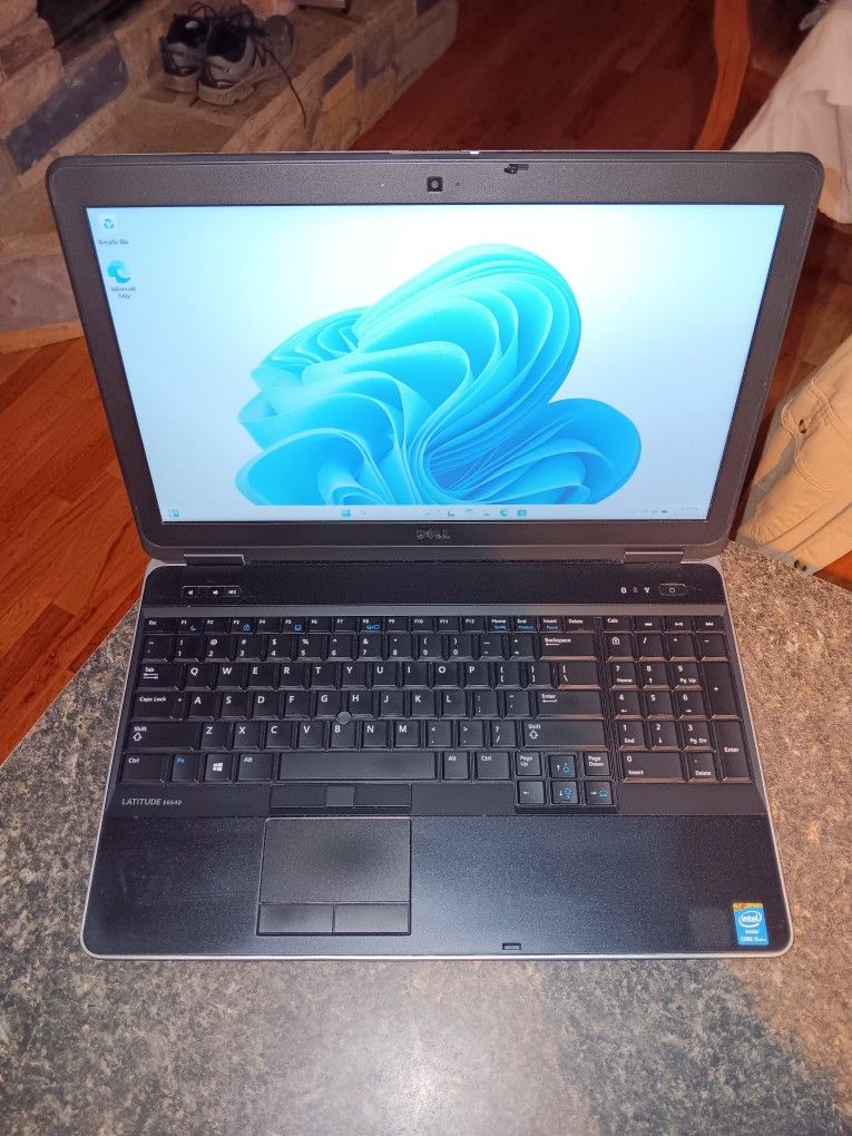 Dell Latitude E6540 Laptop