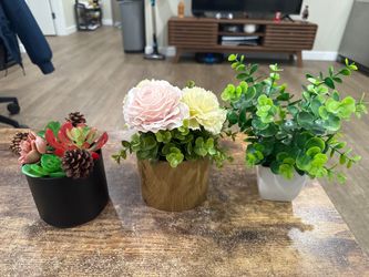 Set of 3 Artificial Potted Plants - Very Good Condition
