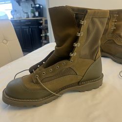 boots marine