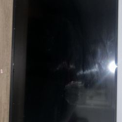 50’ Insignia Smart Tv + Tv Stand 