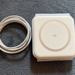 3 In 1 Magnetic Wireless Charger 