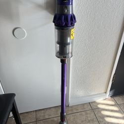 dyson V10 animal cordless vacuum