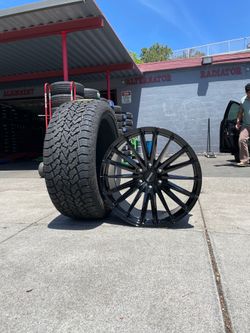 Cadillac Escalade 22 inch wheel Tires 39$ down payment only