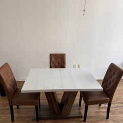 Dining Room Table Plus Chairs 