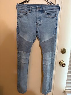 Divided jeans