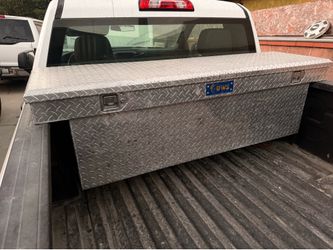 UWS aluminum tool box 69 inch