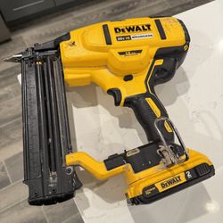 Dewalt 20v Brad Nailer tool Only