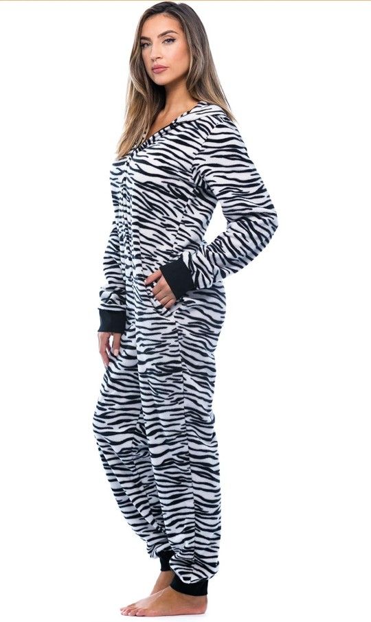 Animal Print  Women Onesie  Sz XL  Halloween Costume  New 