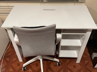 Small Desk and Chair