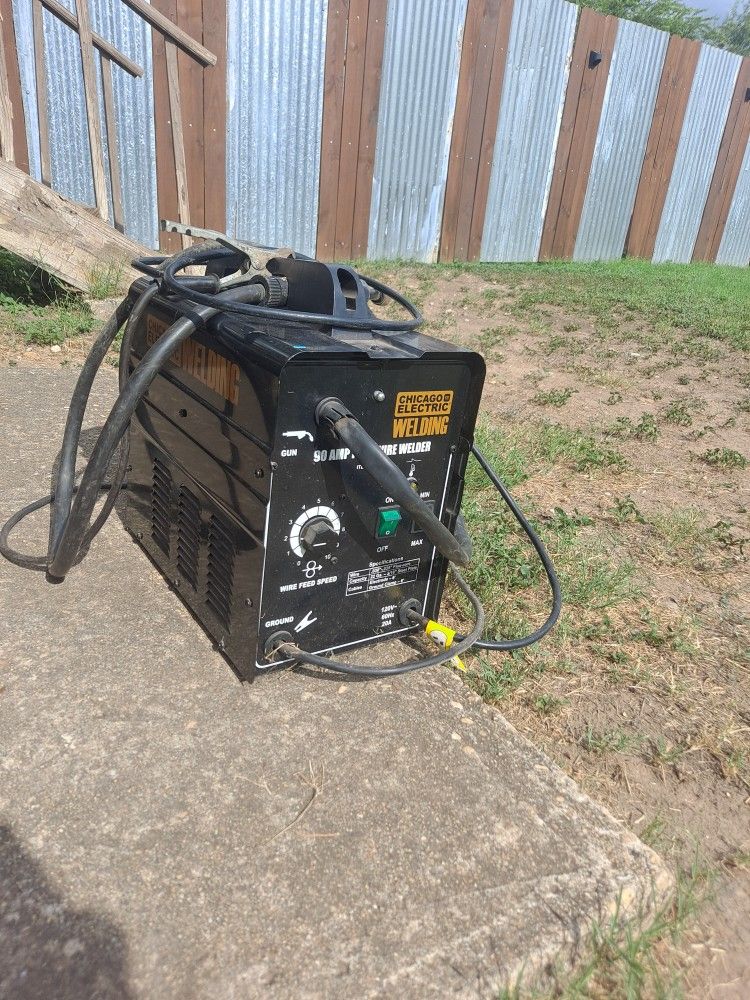 Chicago Electric Welder Inoperable 