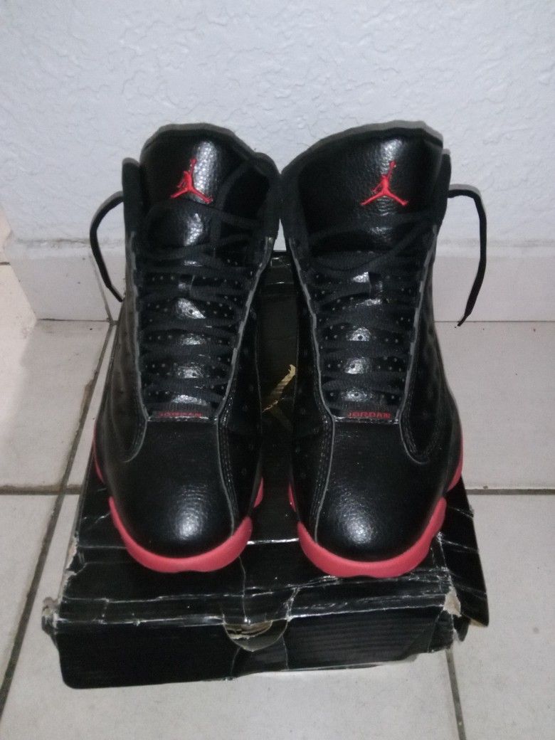 Jordan 13 Retro Black/Gym Red