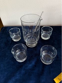Vintage cocktail martini set