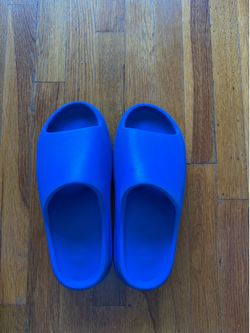 Adidas Yeezy Slide