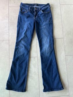 Hollister low rise boot (size 2R)