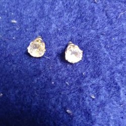 New Round Cut Diamond Diamonisse Gemstone Earrings