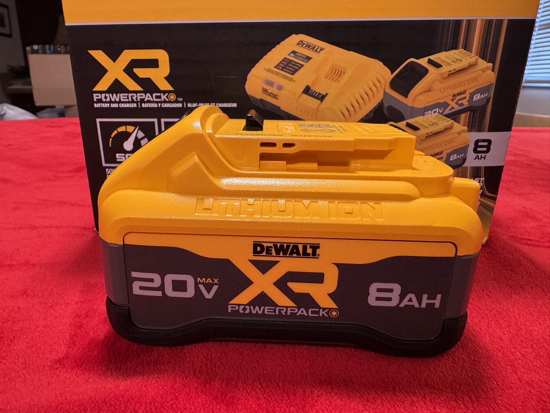Brand New 2025 Dewalt 20V MAX XR POWER-Pack Lithium-Ion 8.0Ah Battery