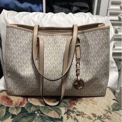 Mk Tote Purse 