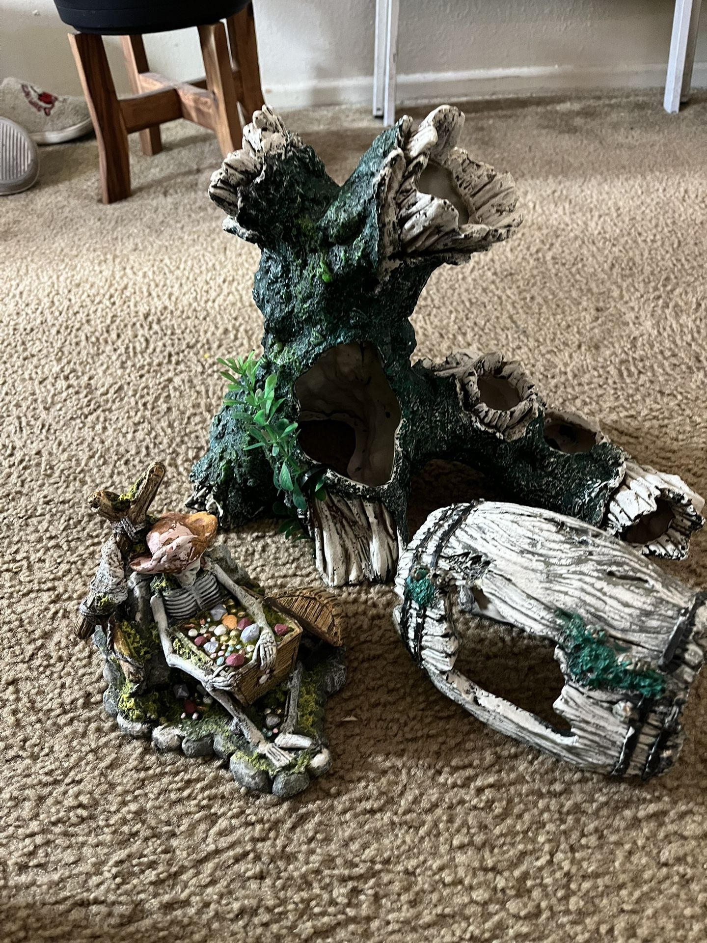 Fish Tank Decor