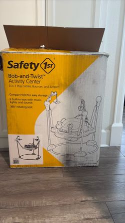 Safety First Bob and Twist Activity Center