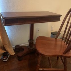 Laptop/writing Table And Chair