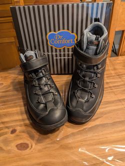 New Mens Work / Hiking Boots