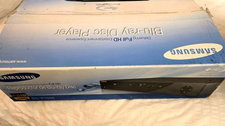 Samsung Blu-ray DVD player - NEW