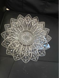vintage 2-piece serving set from the Federal Glass Company