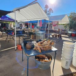 85254 MASSIVE Multi-Family Garage Sale - Yard Sale FRI-SAT 20+ Tables