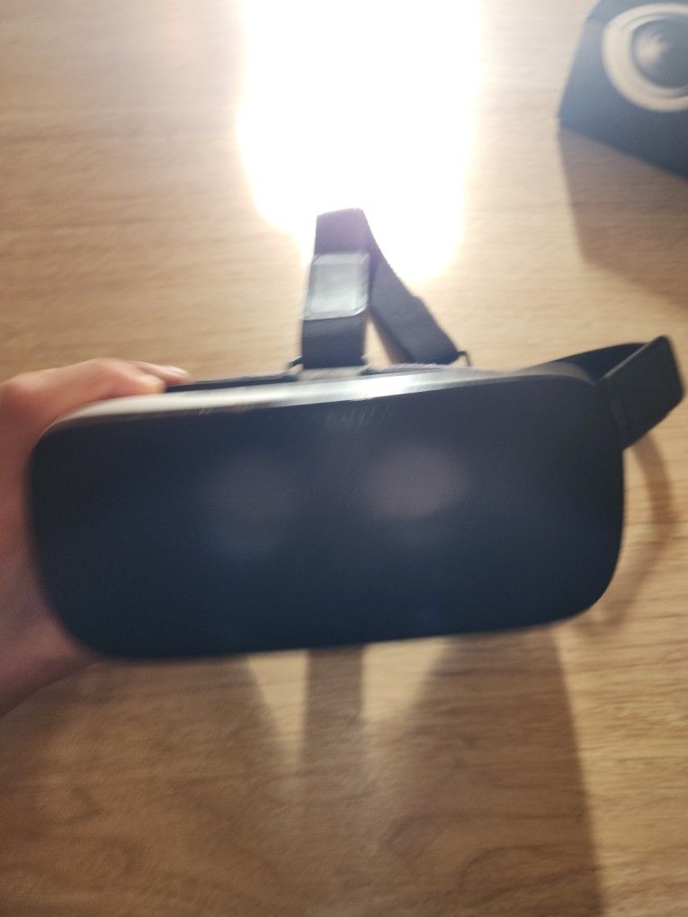 Samsung Virtual Reality Set