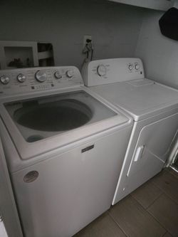 Washer and dryer for sell