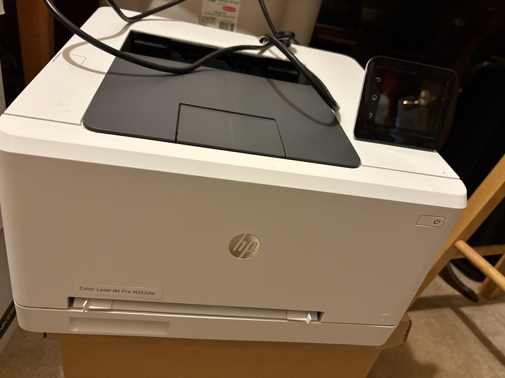LIKE NEW HP LASER JET COLOR PRINTER