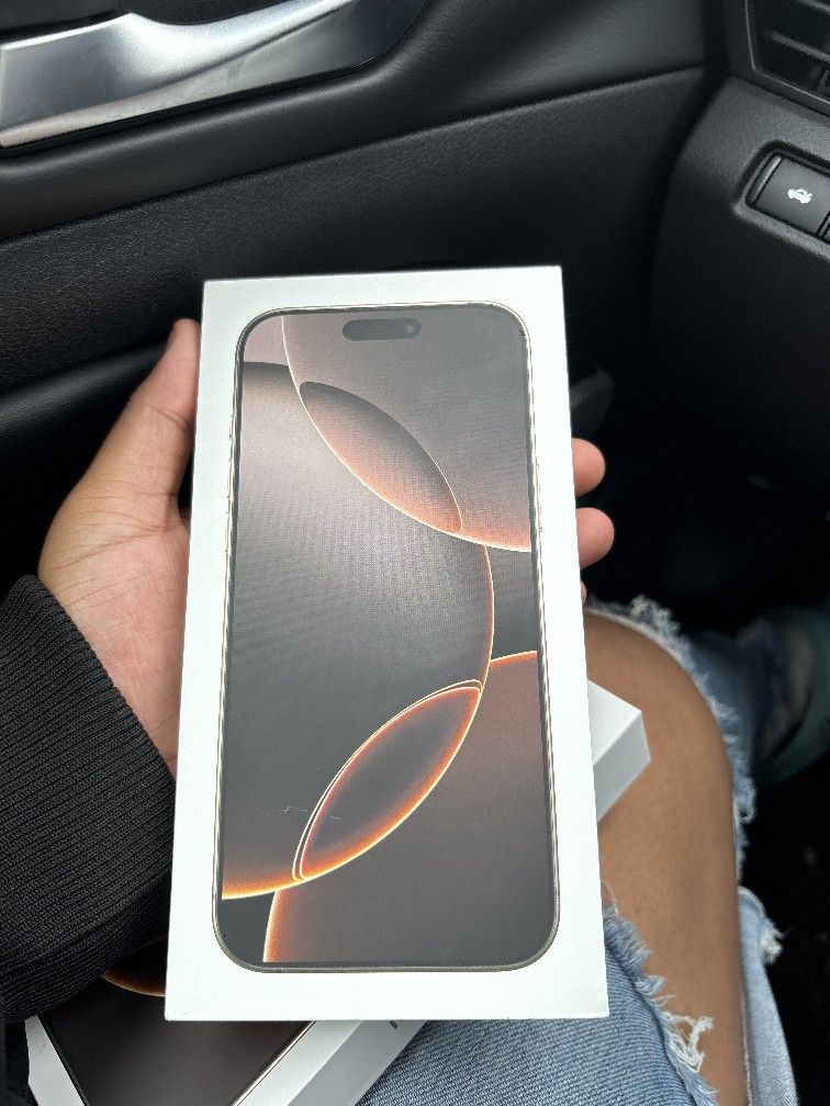 iPhone 16 Pro Max